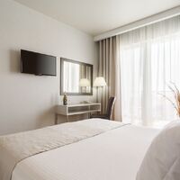 Номер "Стандарт 2м. кор.1 (вид на море)"