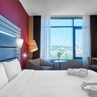 Classic Superior с двуспальной кроватью (вид на город) Отеля Меркюр Сочи Центр