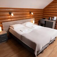 Стандарт с балконом (№№ 3,5,6) Загородного Клуба Ламберг