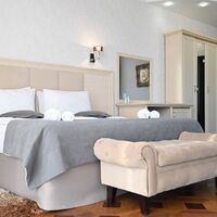 Суперлюкс Отеля Shine House