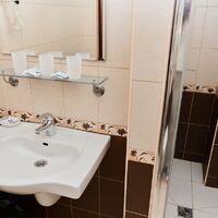 Номер "Стандарт 3м. с балконом (28-33 кв.м)"