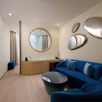 Номер "Джуниор Сюит без балкона"