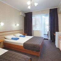 Стандарт 5-местный с балконом Гостевого дома Небо