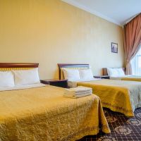 Стандарт с 3 кроватями Отеля СК-Роял Калуга