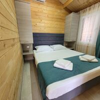 Домик 4-местный с кухней Базы  Отдыха Хронос