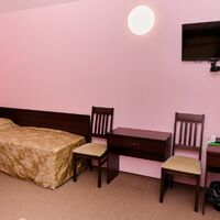 Номер "Стандарт 3м. с балконом (28-33 кв.м)"