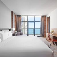 Superior Suite (вид на море) Отеля Пуллман Сочи Центр