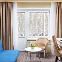 Номер "Джуниор Сьют кор.5"