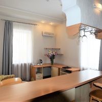 Семейный улучшенный 2-комнатный полулюкс Отеля Даккар