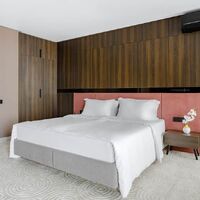 Номер "Luxe Рremium En Suite"
