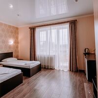 Эконом 2-местный  (вид на здание) (корпус 1) Отеля Луна