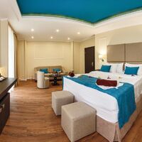 Джуниор Сюит Отеля Голубая Лагуна