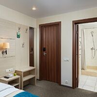 Номер "Семейный 2к. коннект кор.4"