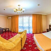 Люкс Отеля Гала Плаза