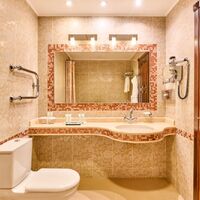 Номер "Делюкс Кинг мансарда"