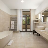 Номер "Джуниор сьют"