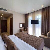 Стандарт 2-местный с балконом Отеля Дворец Солнца