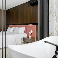 Номер "Luxe Рremium En Suite"