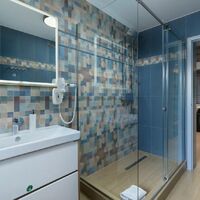 Номер "Коттедж с бассейном и сауной"