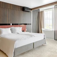 Номер "Luxe Рremium En Suite"