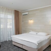 Номер "Полулюкс с балконом"