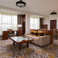 Люкс Представительский Отеля Sheraton Skypoint Luxe