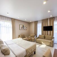 Люкс с балконом  Отеля Дворец Солнца