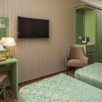 Номер 1 категории с раздельными кроватями Отеля Марсель