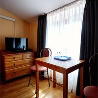 Номер "Стандарт мансардный с кондиционером, \"Росинка\" (1 категория)"