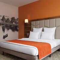 Комфорт с двуспальной кроватью (вид на город) Отеля Кайзерхоф