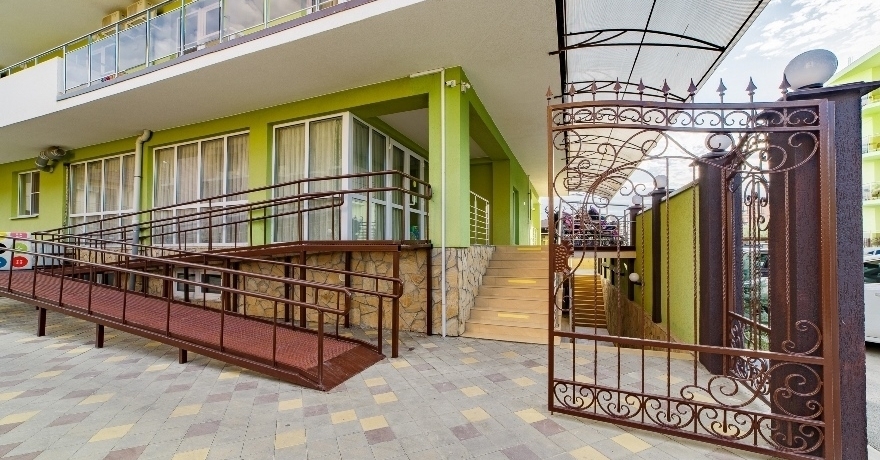 Официальное фото Отеля Релакс 3 звезды