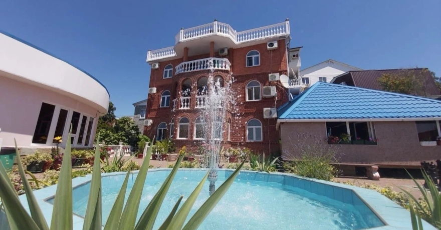 Официальное фото Отеля ГрандЛоо 3 звезды