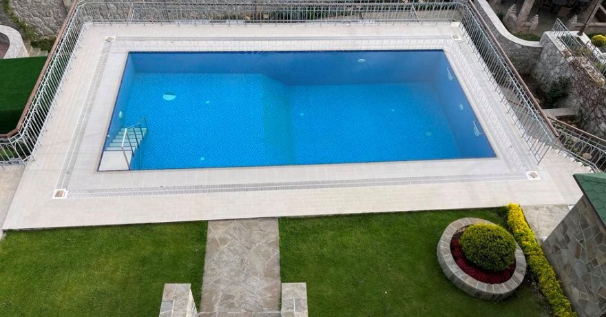 Официальное фото Гостевого дома Замок 4 звезды