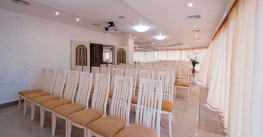 Официальное фото Бутик-Отеля Ахиллеон Парк 4 звезды