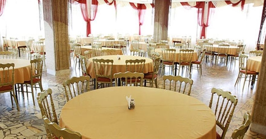 Официальное фото Парк-отеля АМАКС Ершово  звезды