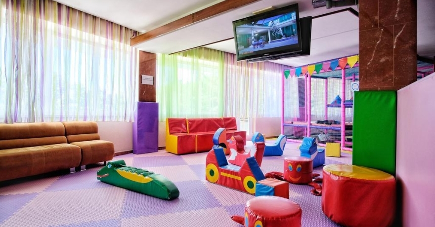 Официальное фото Отеля Азимут Прометей Небуг 2 звезды