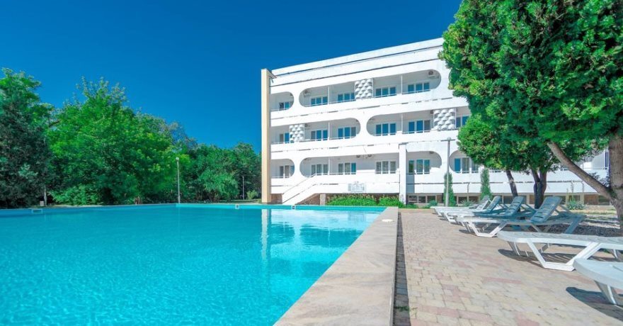 Официальное фото Отеля Family Resort 2 звезды