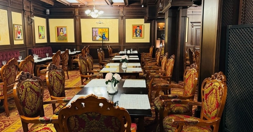 Официальное фото Клуба-Отеля Корона 4 звезды