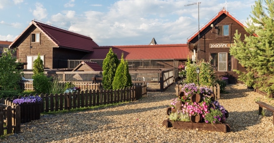 Официальное фото Загородного отеля Fish Point Family Resort 4 звезды