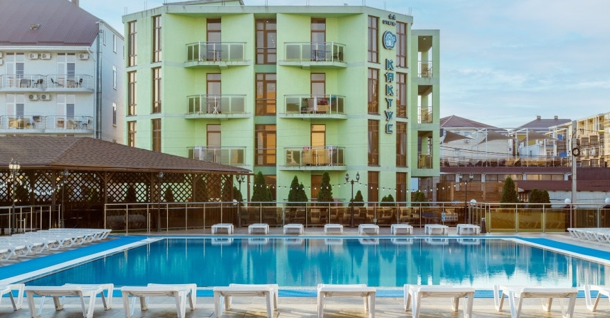 Официальное фото Отеля Релакс 3 звезды