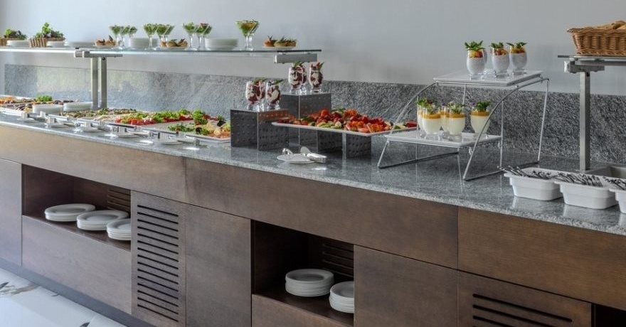 Официальное фото Отеля Солнце и море 4 звезды