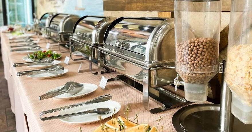 Официальное фото Парк-отеля Троя 4 звезды