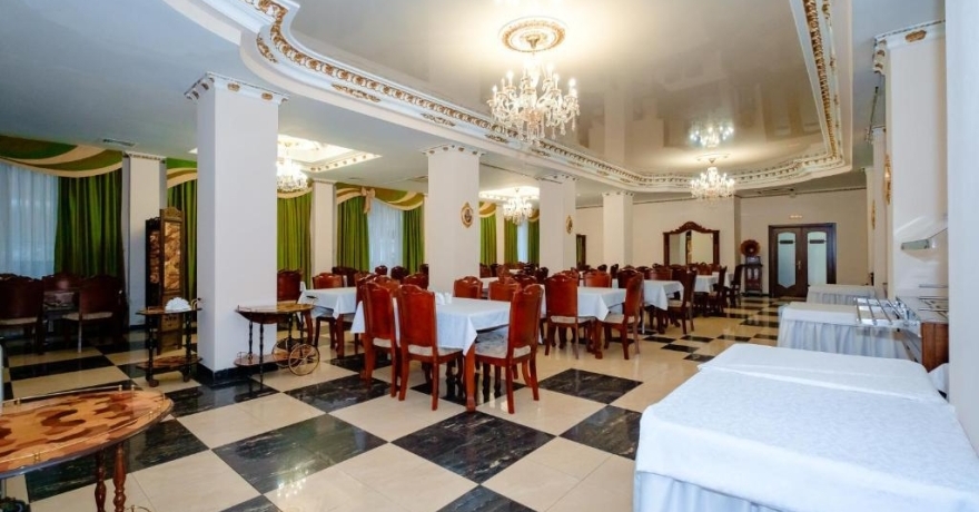 Официальное фото Отеля Кипарис 3 звезды