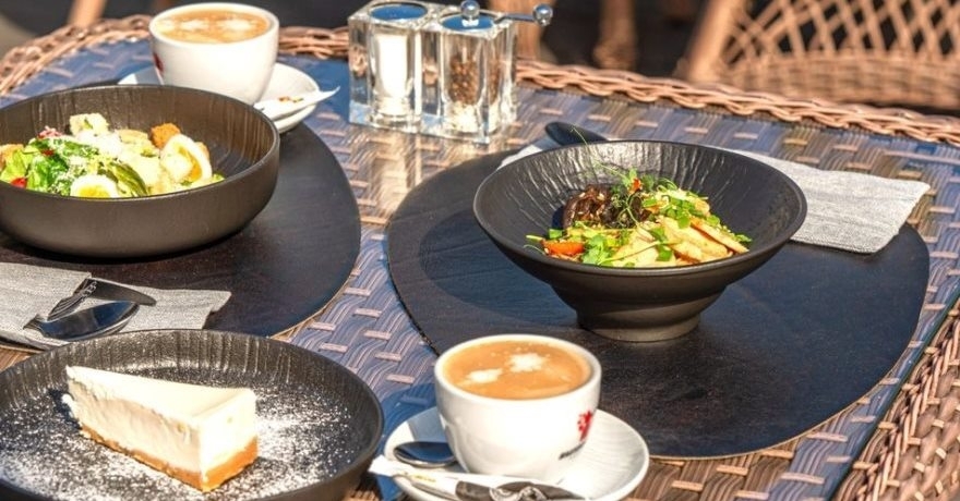 Официальное фото Отеля RP Manhattan 3 звезды