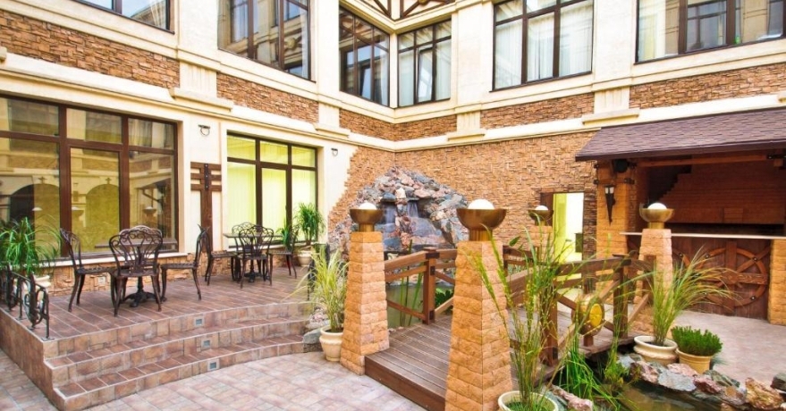 Официальное фото Парк-отеля Троя 4 звезды