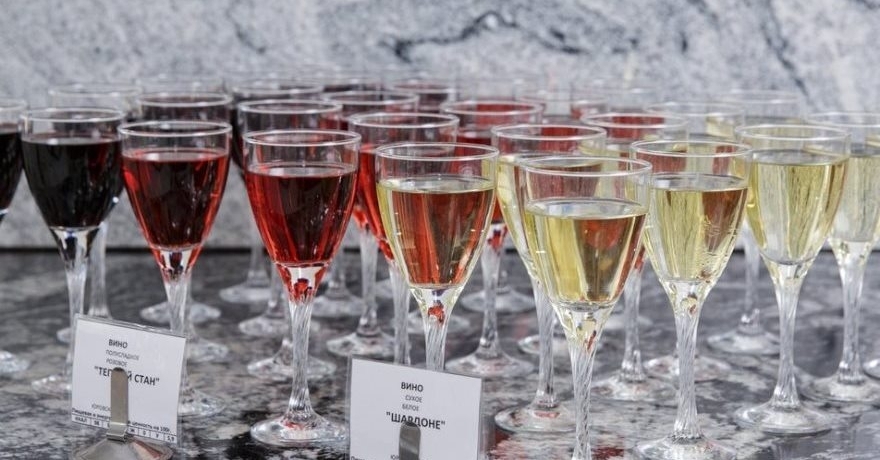 Официальное фото Отеля Софгранд 4 звезды