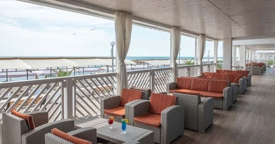 Официальное фото Семейного Комплекса Спутник Alean Family Resort & Spa 3 звезды