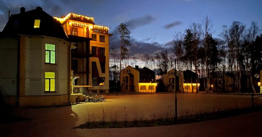 Официальное фото Парк-отеля Светлое Озеро 3 звезды