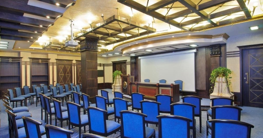 Официальное фото Парк-отеля Троя 4 звезды