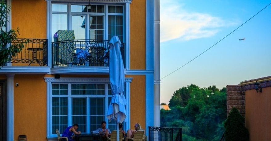 Официальное фото Гостевого дома Джанго 3 звезды